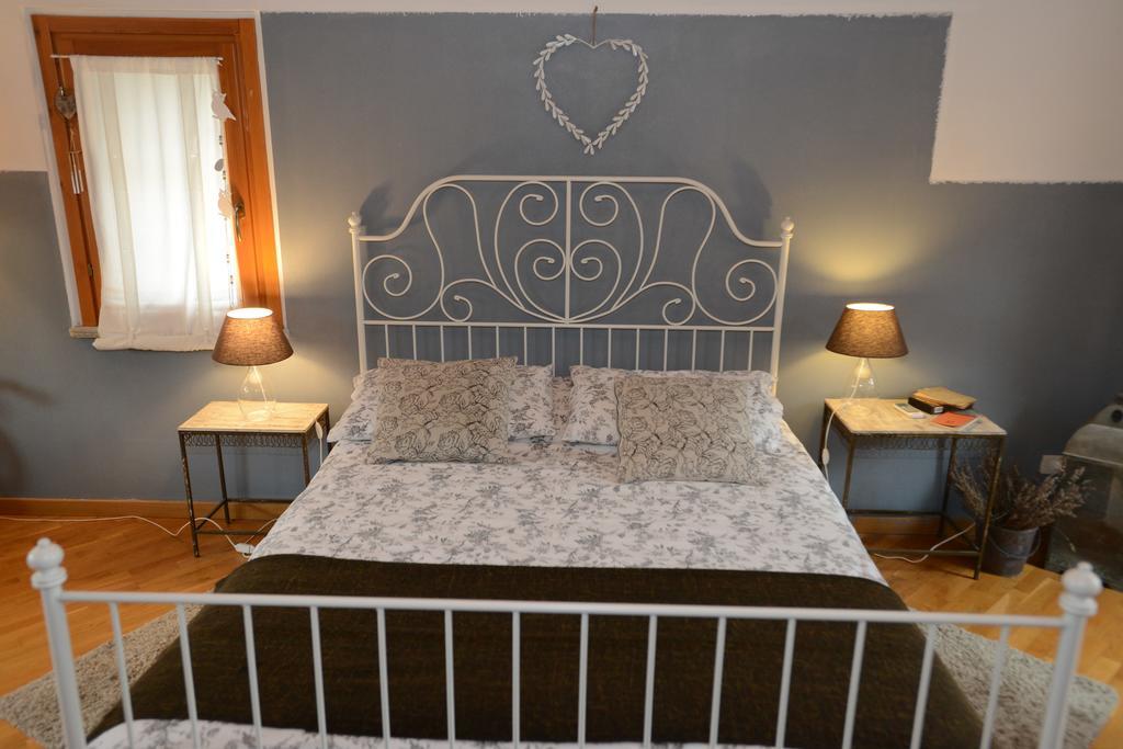 Il Pettirosso B&B Chartreuse de Pavie Chambre photo